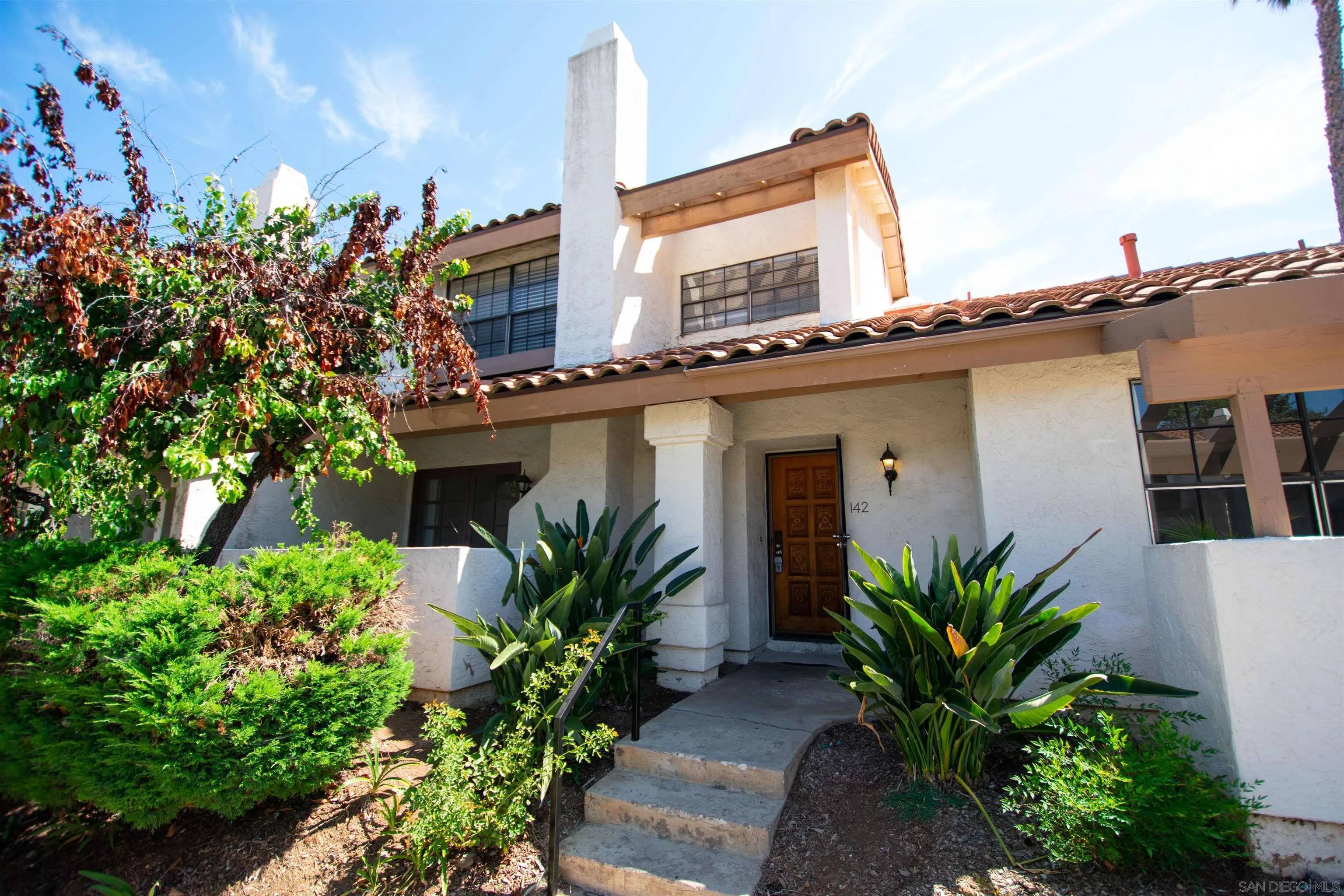 1651 S Juniper Street #142, Escondido, CA 92025
