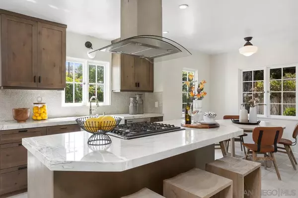 Encinitas, CA 92024,212 Cereus St