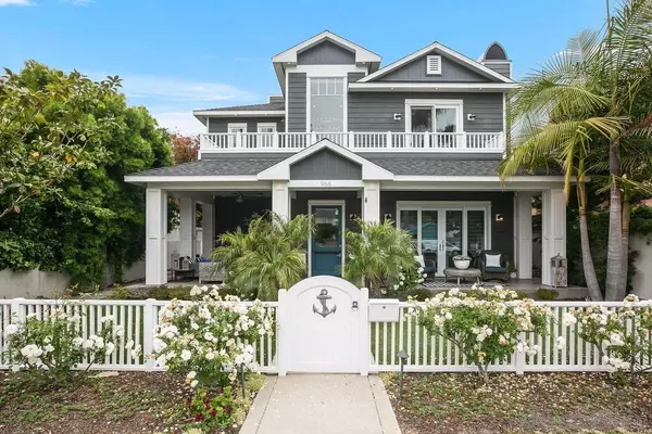 Coronado, CA 92118,966 A Ave