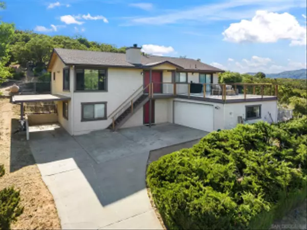 Pine Valley, CA 91962,29338 Rocky Pass