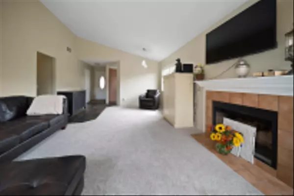 Oceanside, CA 92057,5336 Blackberry Way