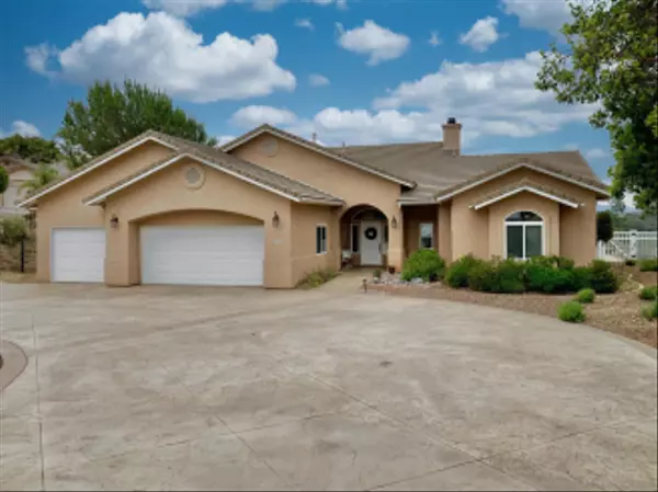 2261 Camino Del Vecino, Alpine, CA 91901