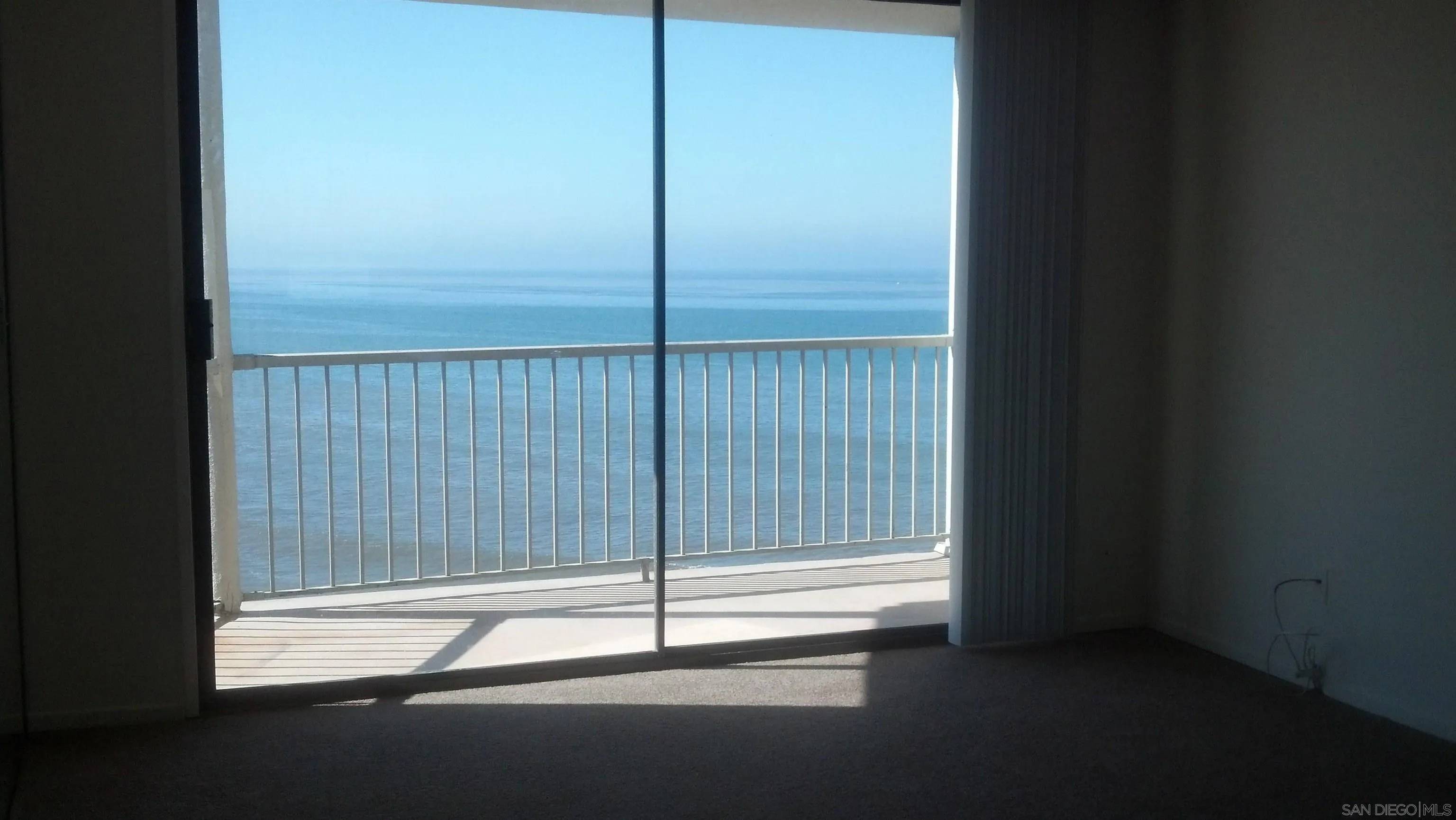 San Diego, CA 92107,4909 Orchard Ave #101