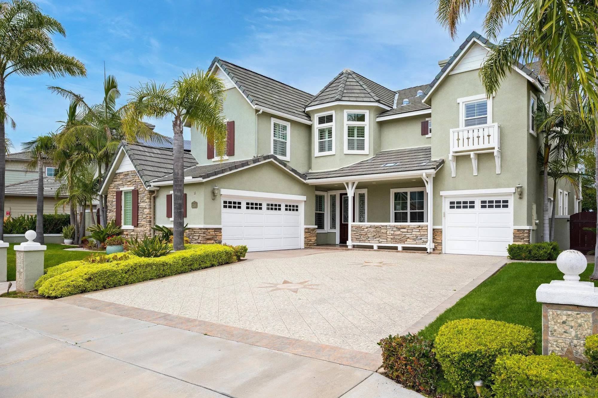 Carlsbad, CA 92008,2161 Twain ave