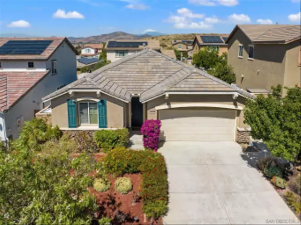 38150 Bella Rosa Dr, Murrieta, CA 92563