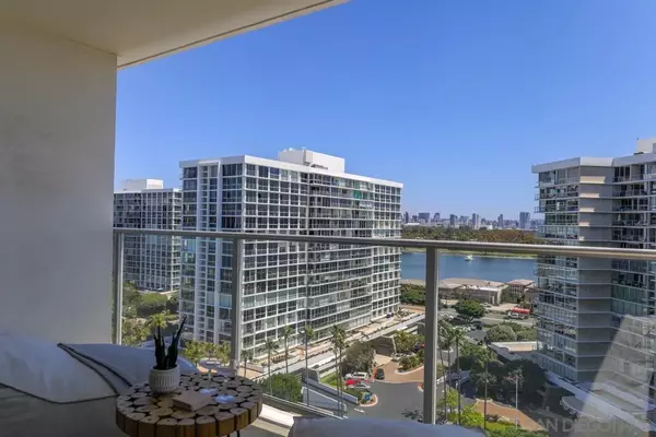 1830 Avenida Del Mundo #1402, Coronado, CA 92118