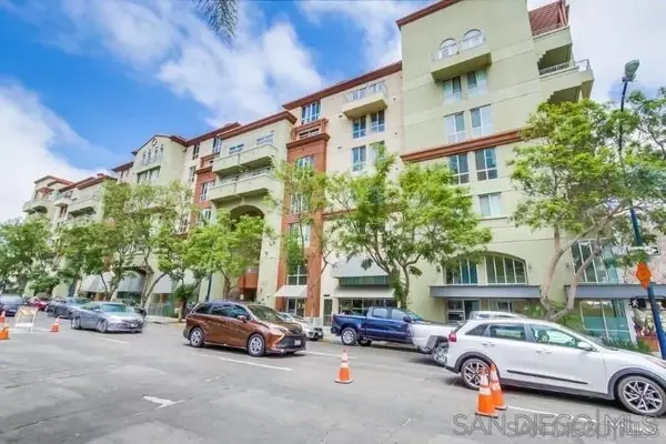 San Diego, CA 92101,1501 Front St #326