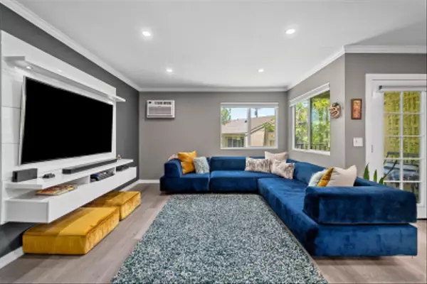 El Cajon, CA 92020,1280 W Main St #12