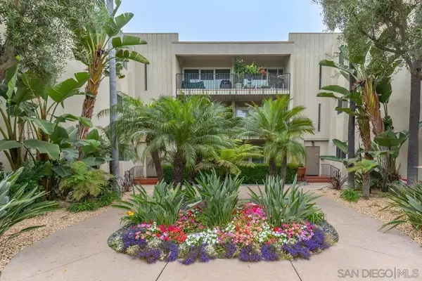 1155 Star Park Cir #1C, Coronado, CA 92118