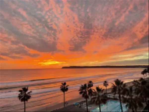 1830 Avenida Del Mundo #704, Coronado, CA 92118