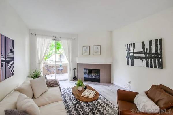 San Diego, CA 92108,2050 Camino De La Reina #108