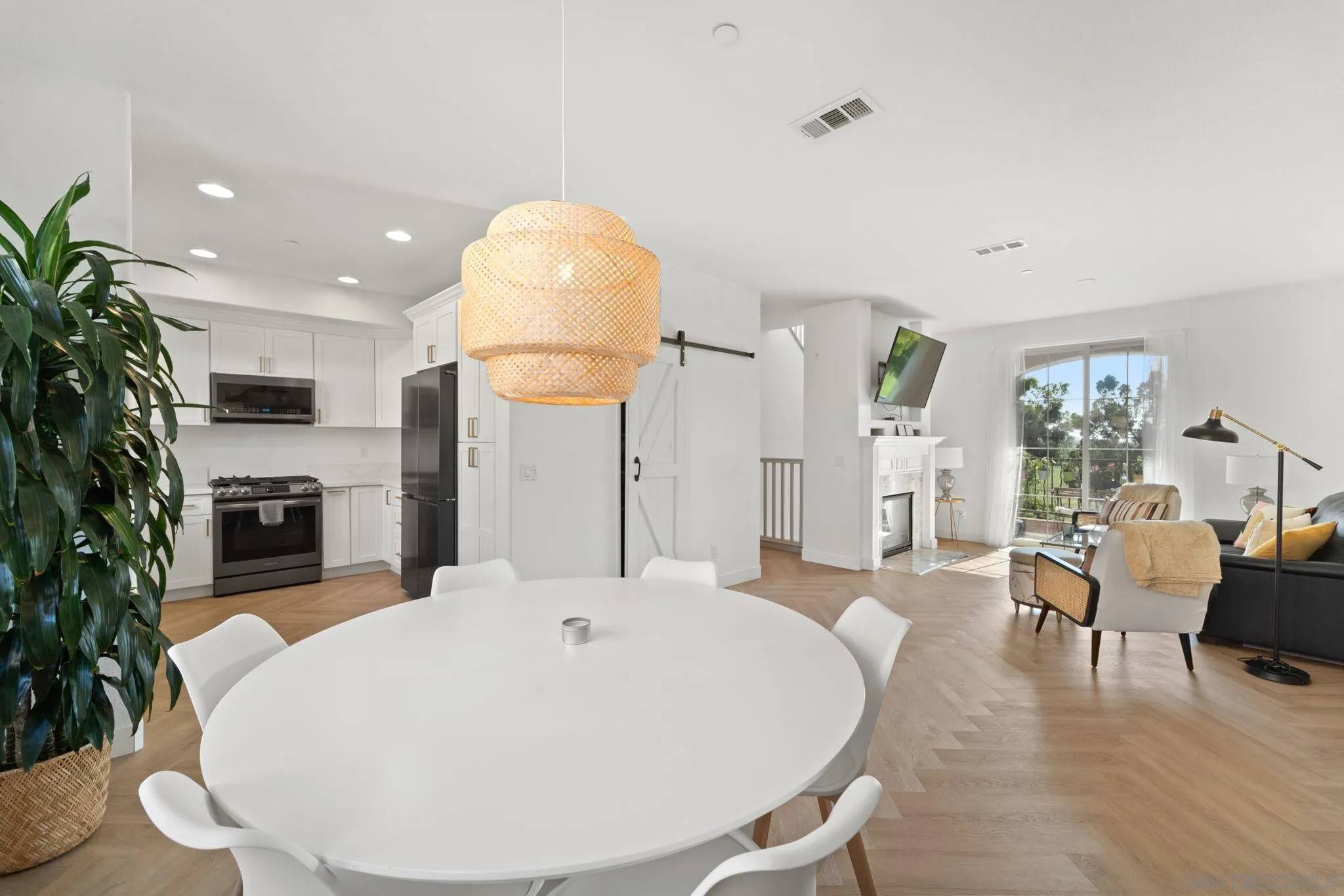 1814 Magenta Ct #2, Chula Vista, CA 91913