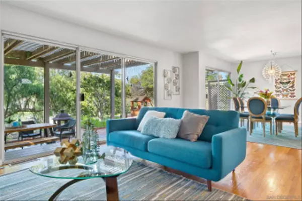 San Diego, CA 92115,4498 Alamo Way