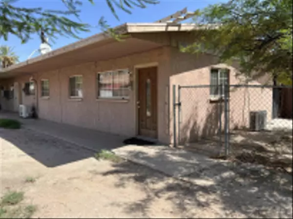 Calexico, CA 92231,105 8Th St