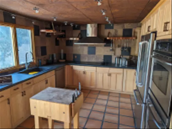 Solana Beach, CA 92075,434 Glencrest Drive