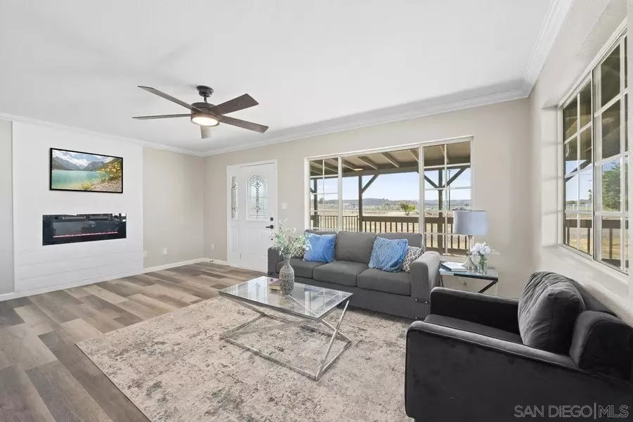 1615 Pine Street, Ramona, CA 92065