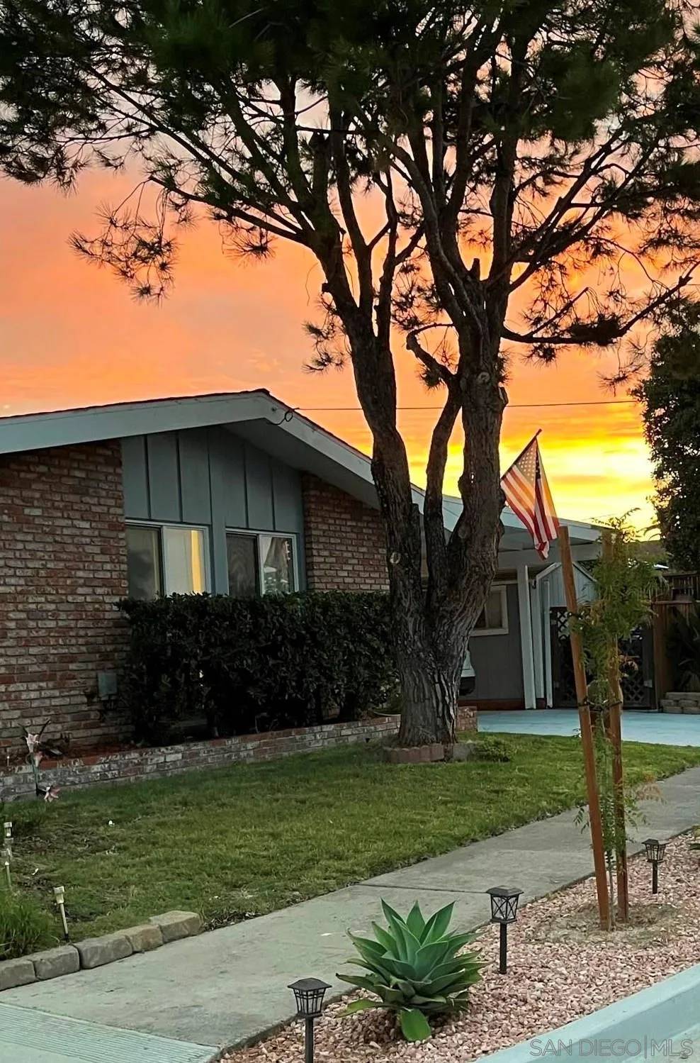 9452 Larrabee Ave, San Diego, CA 92123