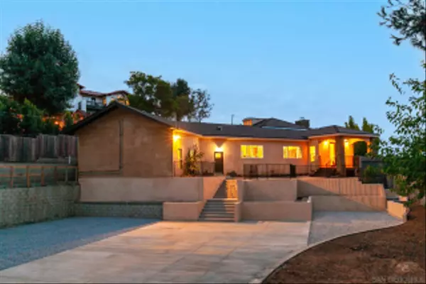 4292 Merritt Boulevard, La Mesa, CA 91941