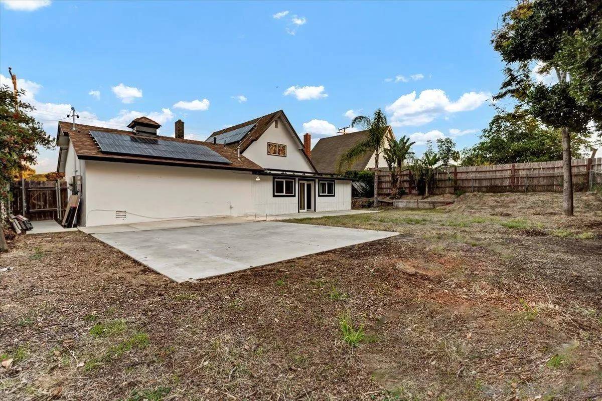 San Diego, CA 92114,262 Welling Way