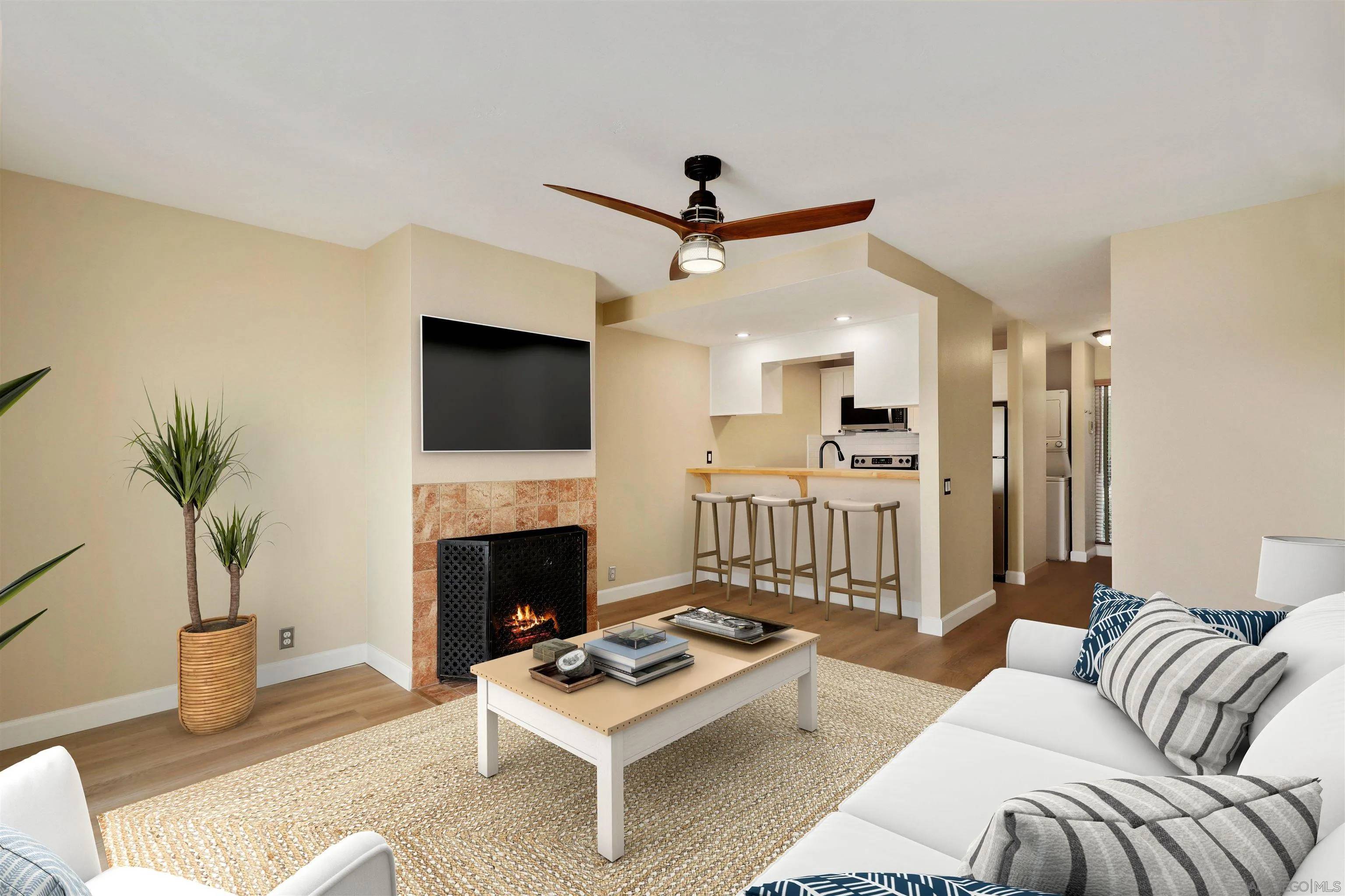 3259 Bramson Pl #211, San Diego, CA 92104