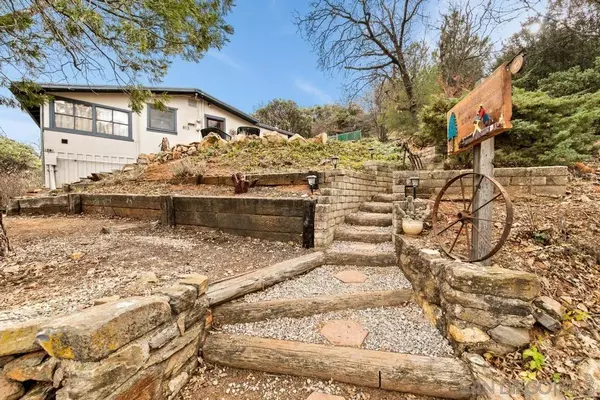 Julian, CA 92036,813 Pine Cone Dr