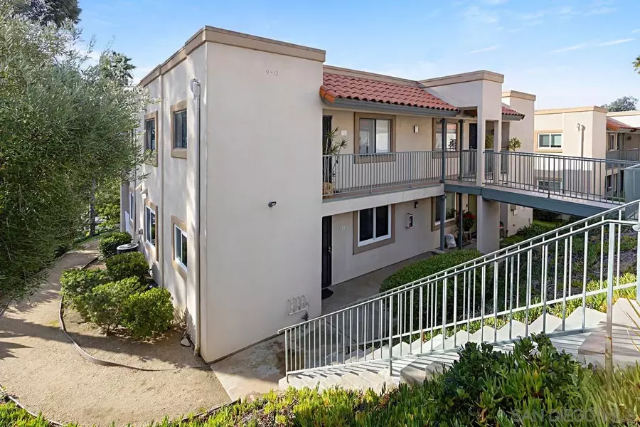 32024 Del Cielo Oeste #11, Bonsall, CA 92003