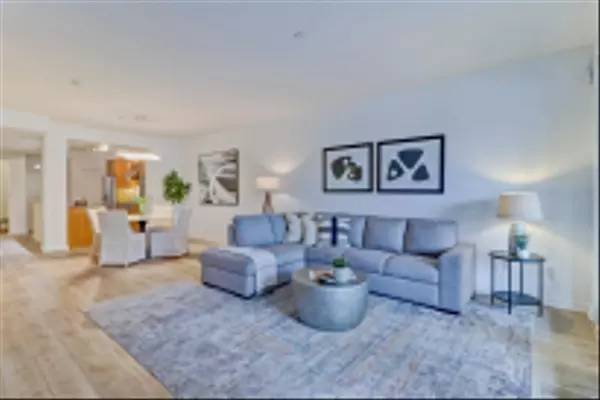 5440 La Jolla Blvd #E206, La Jolla, CA 92037