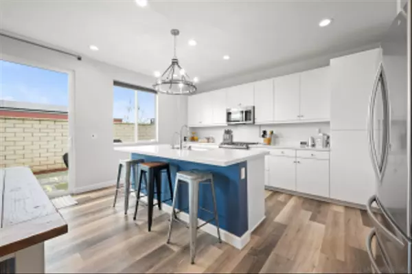 Valley Center, CA 92082,27665 Park Circle Way