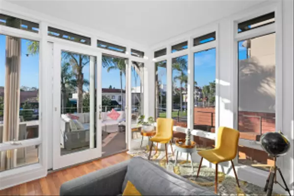 141 Orange Ave #203, Coronado, CA 92118