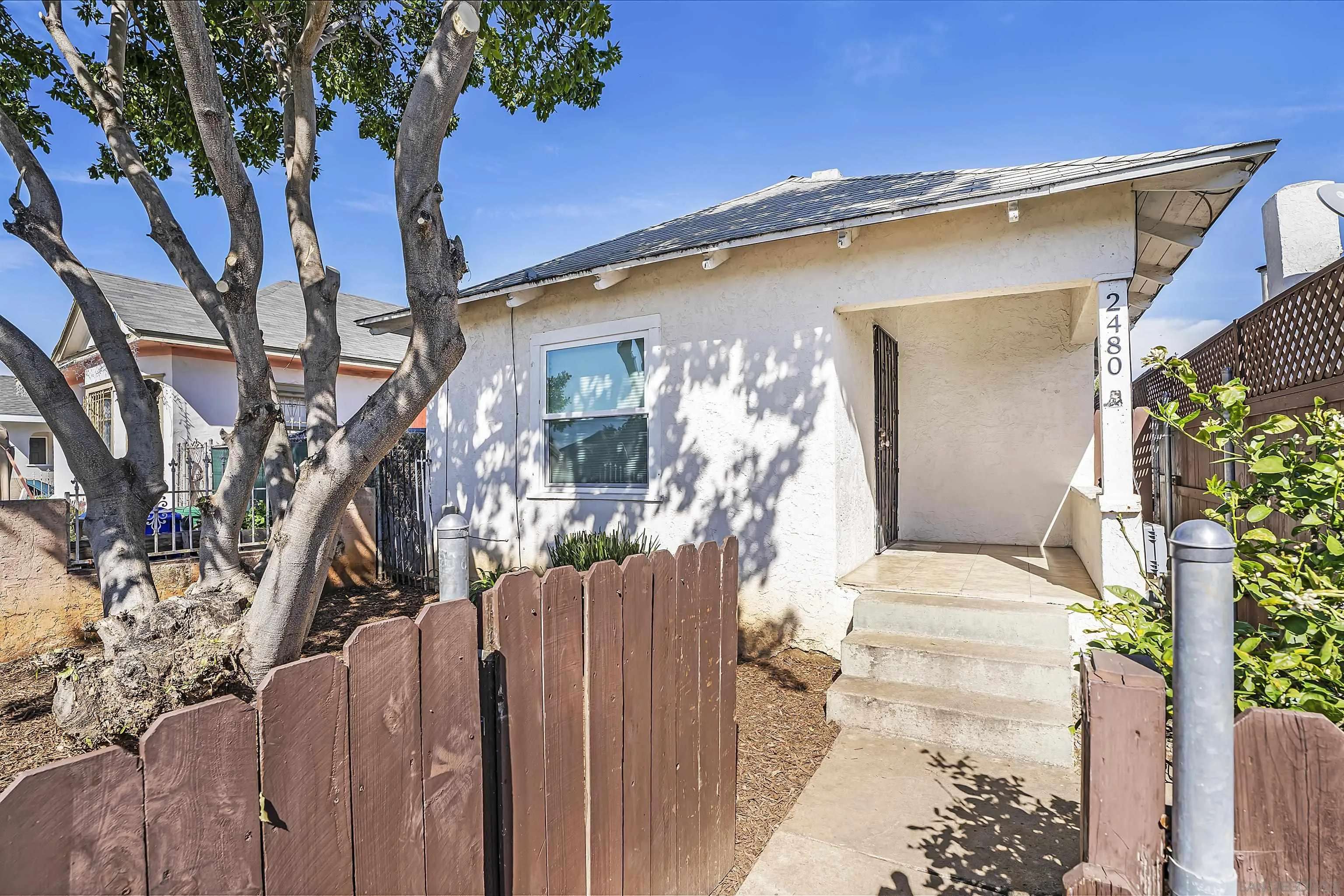 2480 1/2 L St, San Diego, CA 92102