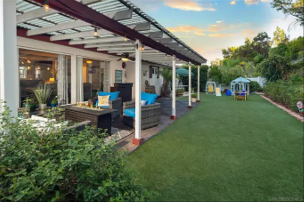 560 La Sombra Drive, El Cajon, CA 92020