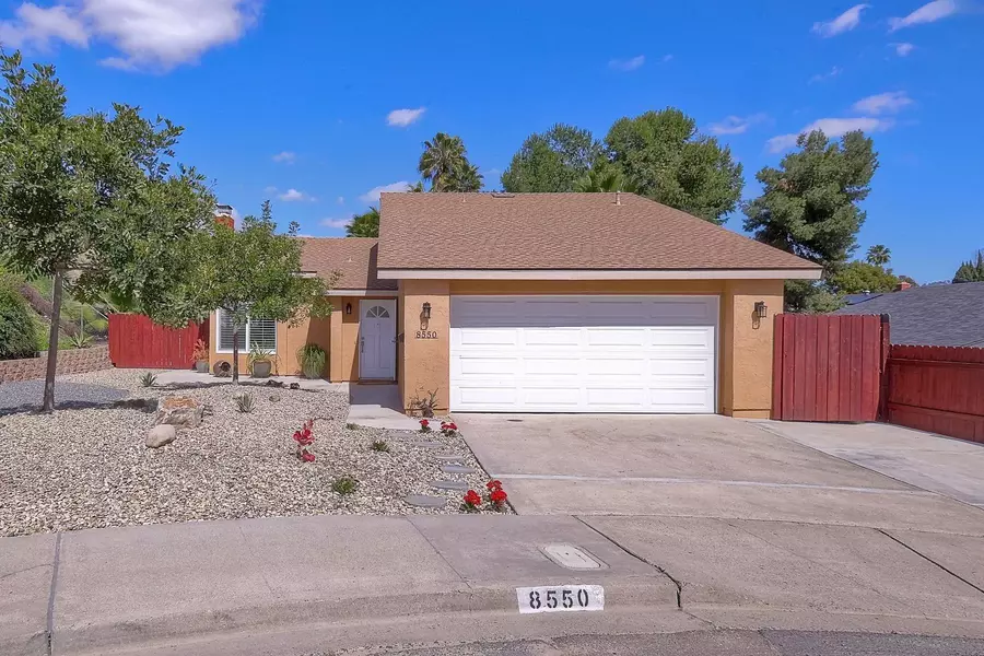 8550 Calle Sur, Lemon Grove, CA 91945