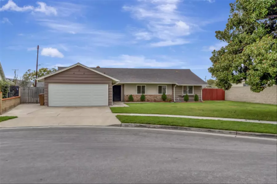 1617 S Bettes Pl, Anaheim, CA 92804