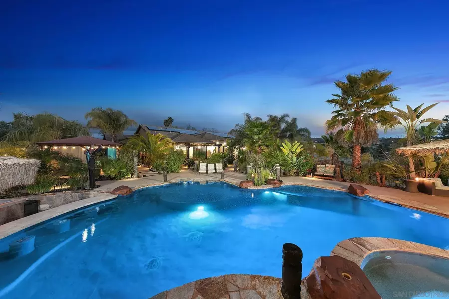 303 Woodmeadow Ln, Ramona, CA 92065