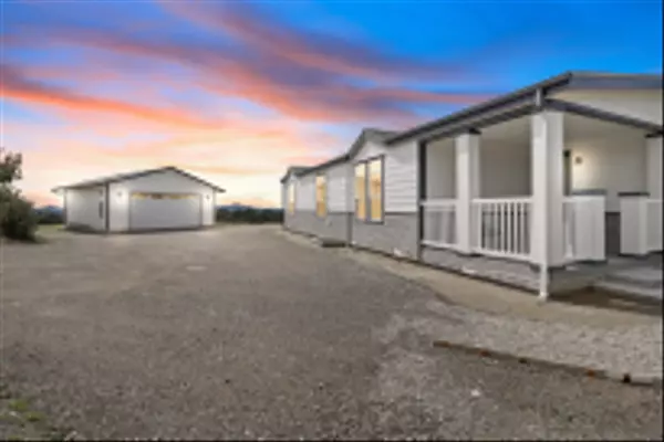 Valley Center, CA 92082,30378 Eagles Noel