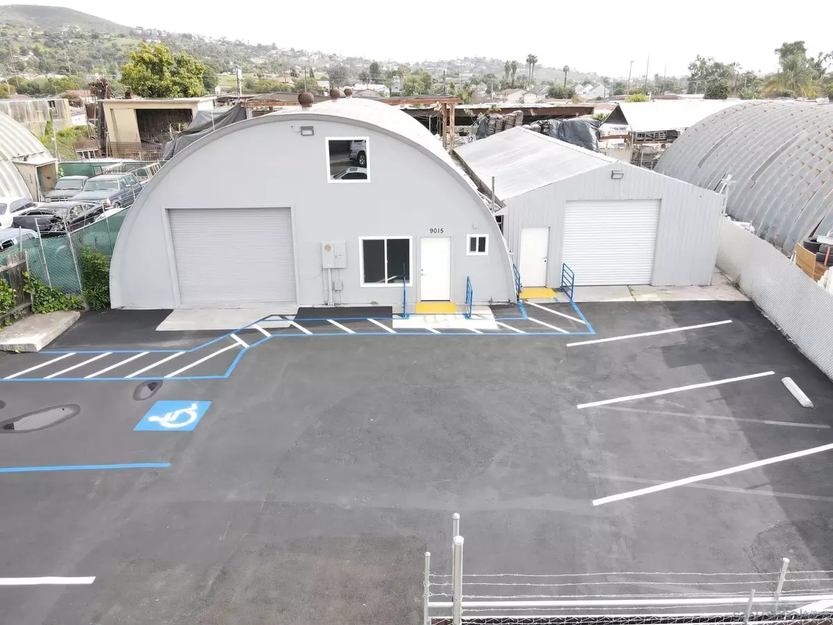 Spring Valley, CA 91977,9015 Olive Dr