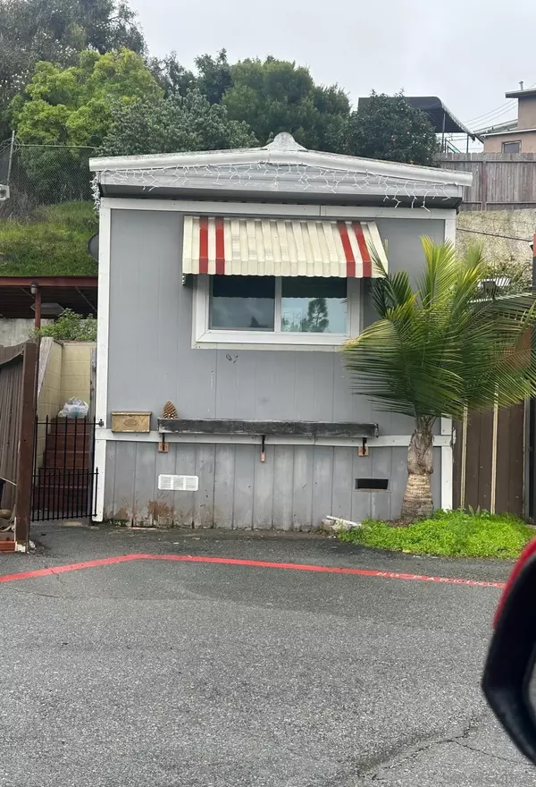 999 E Division Street #E14, National City, CA 91950