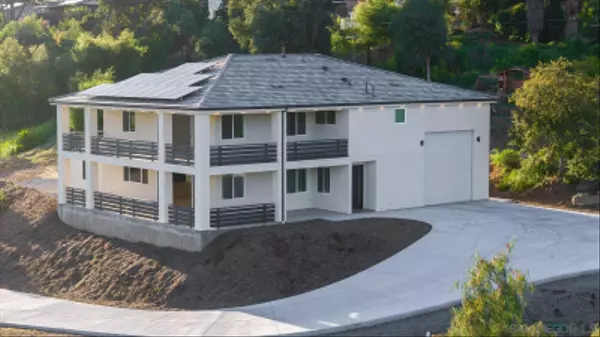 Alpine, CA 91901,2908 Calle Caleta Viejas