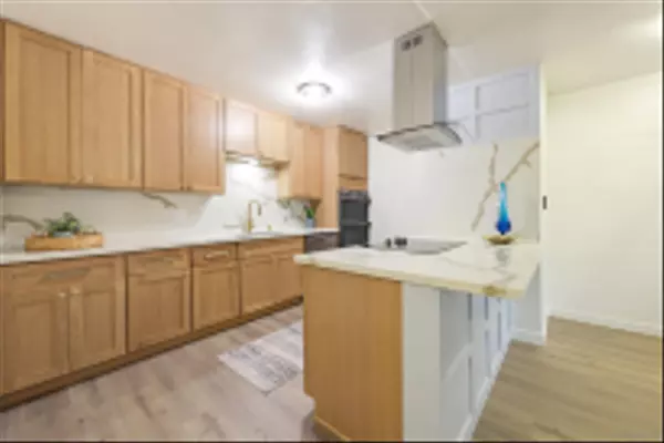 4444 W Point Loma Blvd #1, San Diego, CA 92107