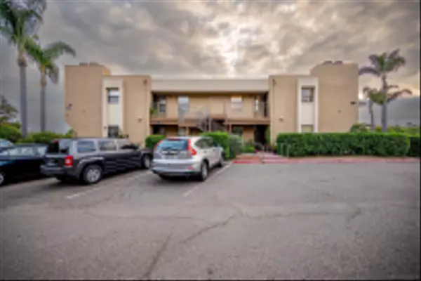 National City, CA 91950,1748 Via Las Palmas #20