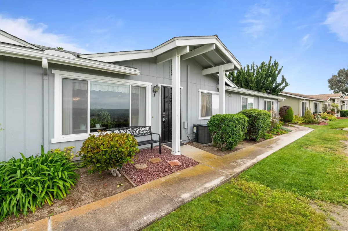 Oceanside, CA 92057,4278 Dowitcher Way