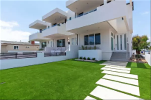 San Diego, CA 92107,2166 Abbott St