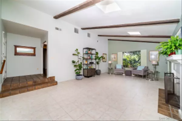 1836 Via Entrada Fallbrook, CA 92028