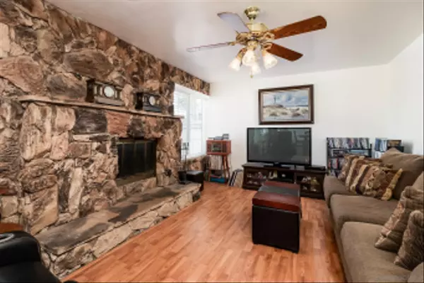 Santee, CA 92071,8423 Prospect Ave
