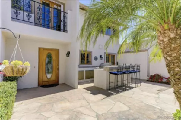 137 Via Coronado, Rancho Santa Fe, CA 92091
