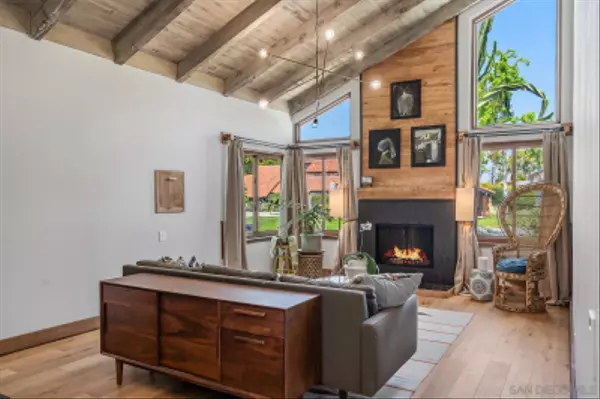 Solana Beach, CA 92075,1351 Sun Valley