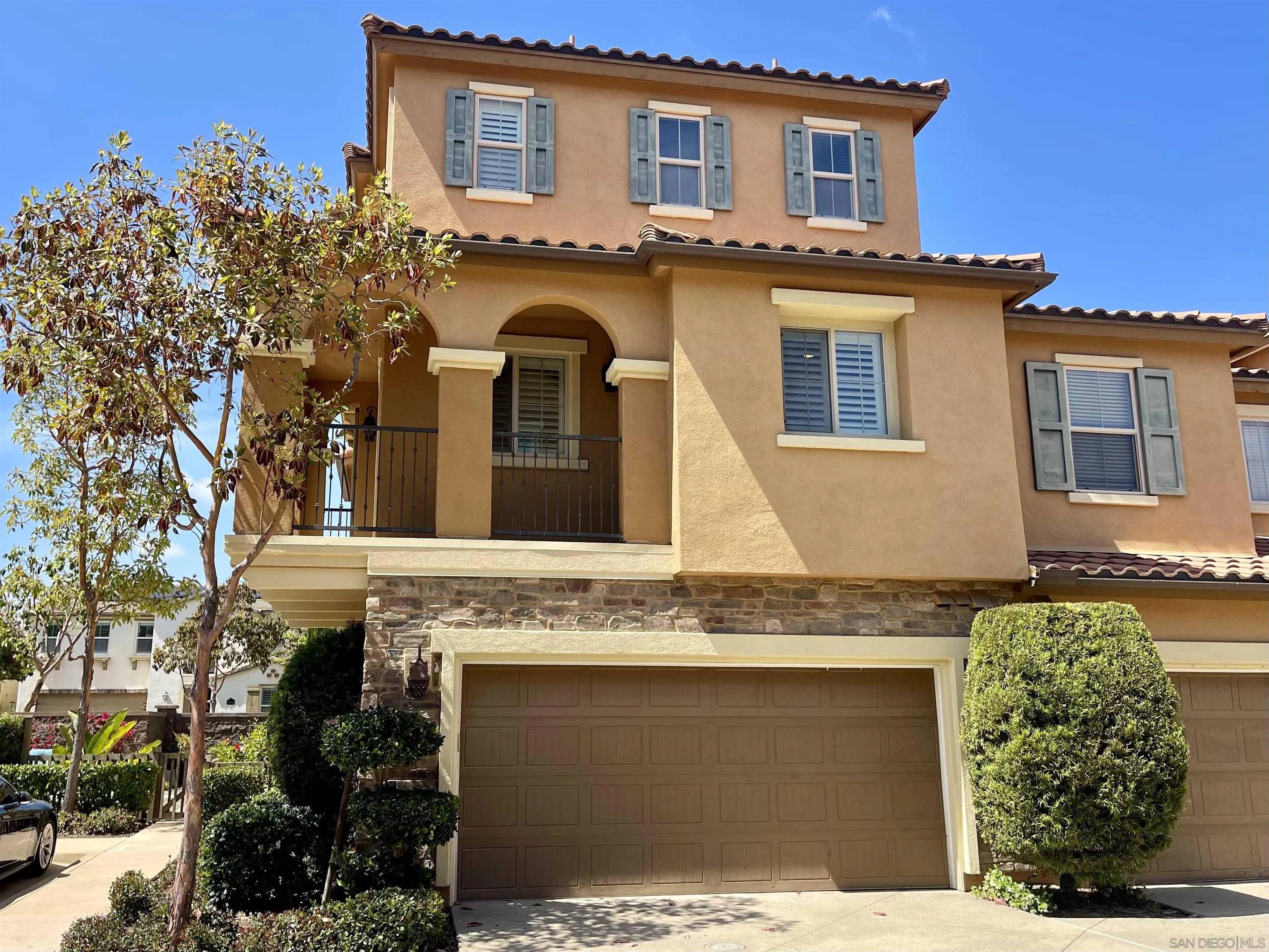 8520 Old Stonefield Chase, San Diego, CA 92127