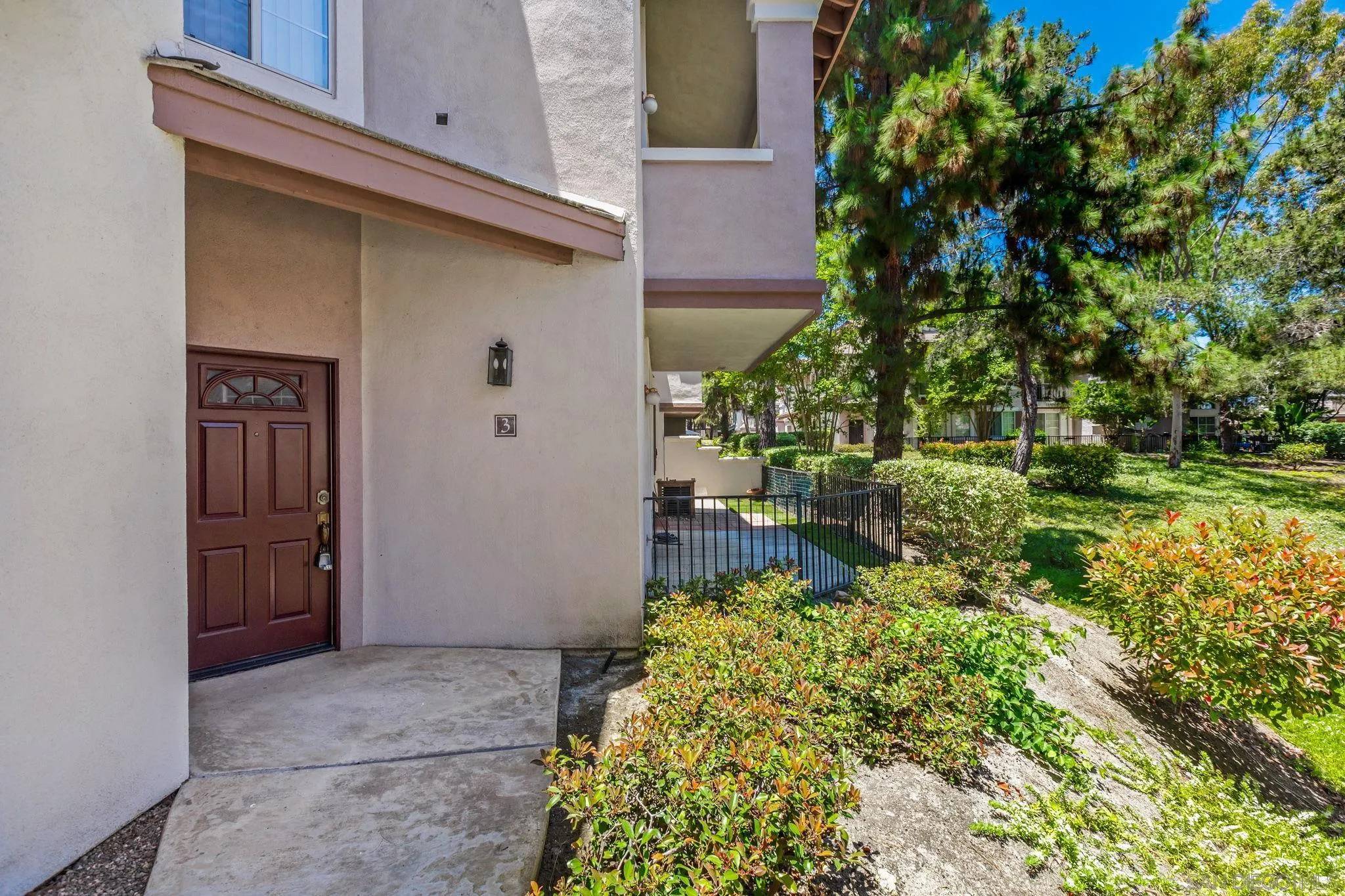 11968 Tivoli Park Row #3, San Diego, CA 92128