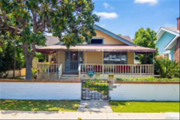 952 I Avenue, Coronado, CA 92118