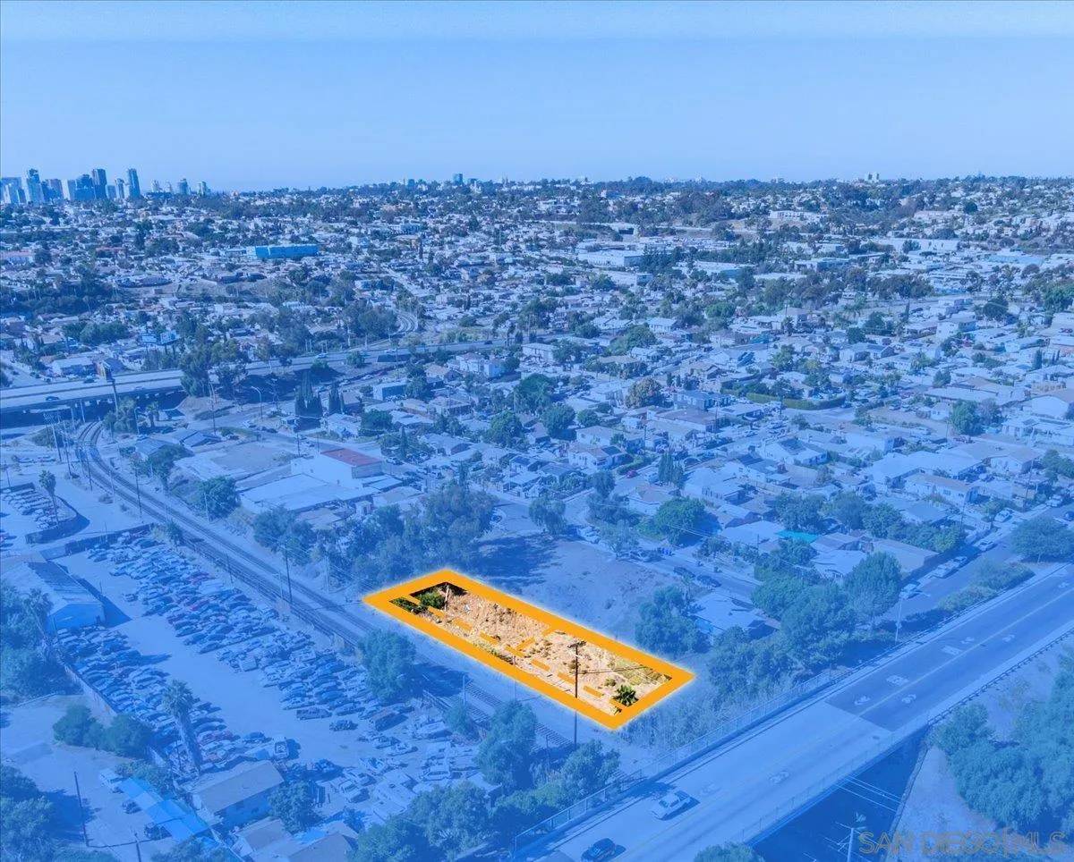 San Diego, CA 92102,0000 Pardee St #2-4